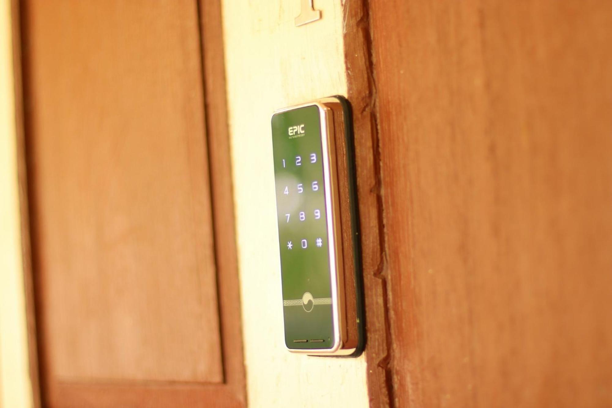 Baankhon Private Room In Thai House Check In By Yourself Code Inbox Adult Only Bangkok Ngoại thất bức ảnh